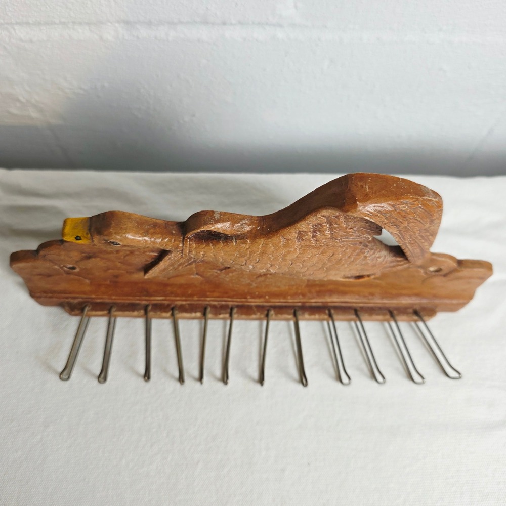 Vintage Faux Wood Flying Mallard Duck Wall Tie Belt Rack 12 Hooks - Picture 5 of 11
